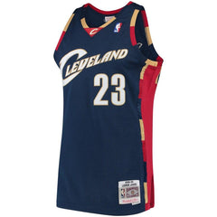 LeBron James Cleveland Cavaliers Mitchell & Ness 2008-09 Hardwood Classics Swingman Jersey - Navy 2019